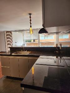 Apartamento en venta en La Felicidad, Bogotá · foto 10 de 18