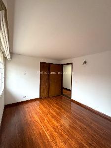 Casa de 4 alcobas en venta en La Alhambra Monaco, Bogotá, 250 m² · foto 15 de 20