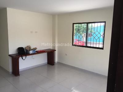 Casa en arriendo en La Ceiba, Barranquilla · foto 4 de 16