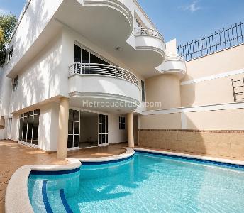 Casa de 5 alcobas en venta en El Ingenio Ii, Cali, 700 m² · foto 10 de 11