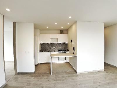 Apartamento de 1 alcoba en venta en Chico Norte Ii, Bogotá, 51 m² · foto 2 de 12