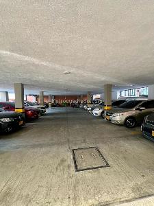 Apartamento de 2 alcobas en venta en Prados Del Norte, Cali, 57 m² · foto 11 de 18