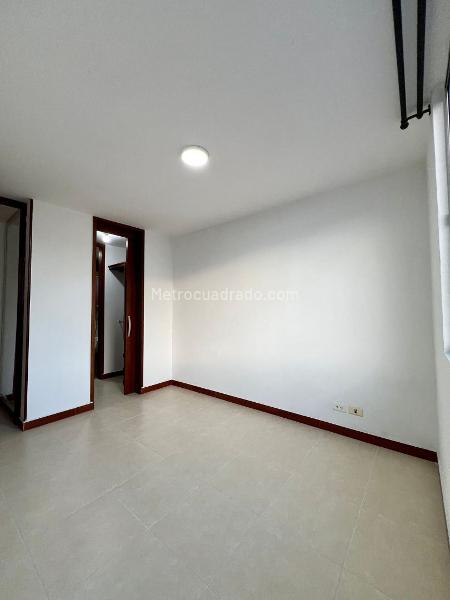 Piso – Cali, Prados del Norte, Comuna 2 - Más