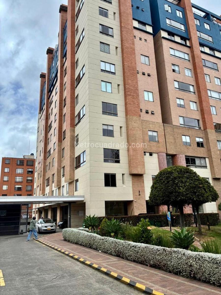 Apartamento de 3 habitaciones en venta en Puente Largo Zona Urbana, Bogotá — imagen 1 de 17