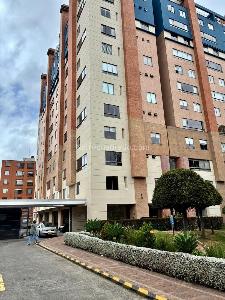 Apartamento de 3 alcobas en venta en Puente Largo, Bogotá, 112 m² · foto 2 de 17