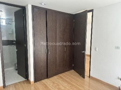 Apartaestudio en venta en Bella Suiza, Bogotá, 46 m² · foto 5 de 12