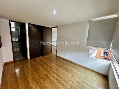 Apartaestudio en venta en Bella Suiza, Bogotá, 46 m² · foto 4 de 12