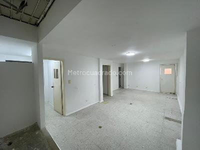 Casa de 5 alcobas en venta en San Vicente, Cali, 226 m² · foto 3 de 20