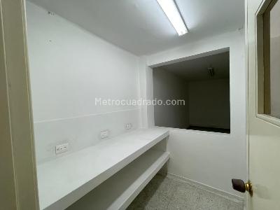 Casa de 5 alcobas en venta en San Vicente, Cali, 226 m² · foto 9 de 20