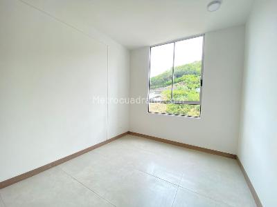 Apartamento de 3 alcobas en venta en Altos De Menga, Cali, 87 m² · foto 8 de 18