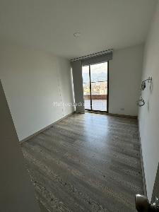 Apartamento en venta en Itagui, Medellín · foto 7 de 14