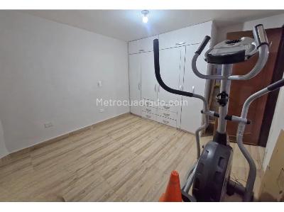 Casa de 5 alcobas en venta en Belen Miravalle, Medellín, 279 m² · foto 14 de 16