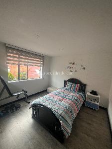 Casa de 4 alcobas en venta en Plazuela De Iberia Ii, Bogotá, 195 m² · foto 10 de 20