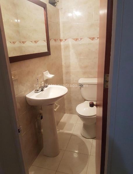 Piso – Bogotá, Localidad Usaquén - Más