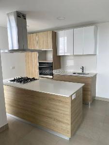 Apartamento de 3 alcobas en venta en Estancia Del Vergel, Ibagué, 106 m² · foto 2 de 20