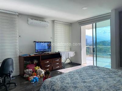 Apartamento de 3 alcobas en venta en Toche, Ibagué, 210 m² · foto 5 de 17