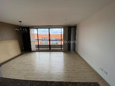 Apartamento en venta en Hayuelos, Bogotá · foto 2 de 17