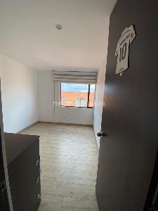 Apartamento en venta en Hayuelos, Bogotá · foto 8 de 17