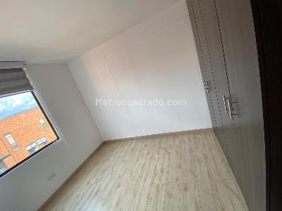Apartamento en venta en Hayuelos, Bogotá · foto 9 de 17