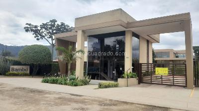Casa de 3 alcobas en venta en Cajica, Cajicá, 148 m² · foto 2 de 20