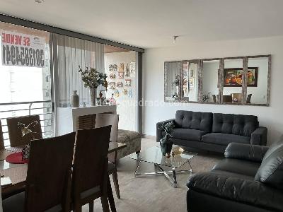 Apartamento de 3 alcobas en venta en La Felicidad La Esperanza, Bogotá, 104 m² · foto 3 de 13