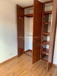 Apartamento en venta en Pontevedra, Bogotá · foto 8 de 13