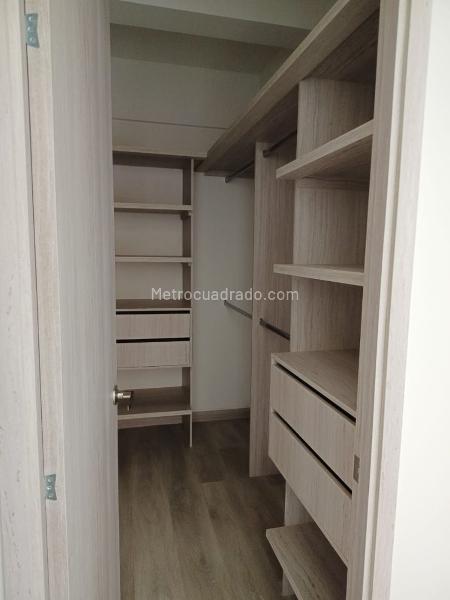 Piso – Medellín - Más