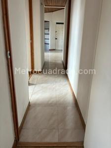 Apartamento de 3 alcobas en arriendo en Calle 163 No 62 71 Gilmar, Bogotá, 60 m² · foto 9 de 15