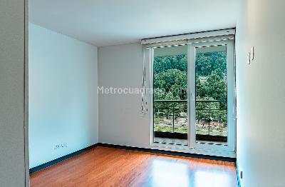 Apartamento de 2 alcobas en venta en Maria Cristina, Bogotá, 77 m² · foto 6 de 18