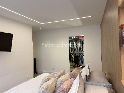 Apartamento de 3 alcobas en venta en Conquistadores, Medellín, 144 m² · foto 10 de 20
