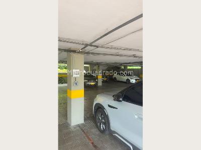 Apartamento de 3 alcobas en venta en Conquistadores, Medellín, 144 m² · foto 17 de 20
