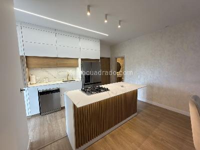 Apartamento de 3 alcobas en venta en Conquistadores, Medellín, 144 m² · foto 6 de 20