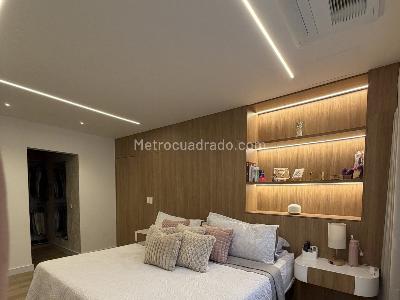 Apartamento de 3 alcobas en venta en Conquistadores, Medellín, 144 m² · foto 8 de 20