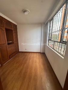 Casa de 5 alcobas en venta en Portales Del Norte, Bogotá, 215 m² · foto 14 de 15