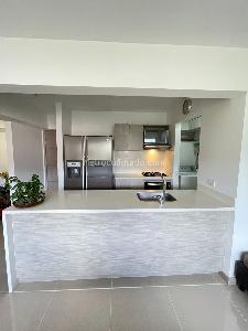 Apartamento de 3 alcobas en venta en Tres Esquinas, Sabaneta, 87 m² · foto 4 de 17