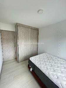 Apartamento de 3 alcobas en venta en Tres Esquinas, Sabaneta, 87 m² · foto 9 de 17