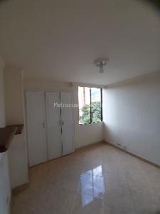 Apartamento de 2 alcobas en venta en Jardines / El Portal, Envigado, 85 m² · foto 9 de 19