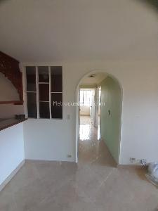 Apartamento de 2 alcobas en venta en Jardines / El Portal, Envigado, 85 m² · foto 4 de 19