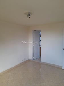 Apartamento de 2 alcobas en venta en Jardines / El Portal, Envigado, 85 m² · foto 5 de 19