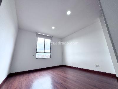 Apartamento de 3 alcobas en venta en Carlos Lleras Restrepo, Bogotá, 70 m² · foto 11 de 20