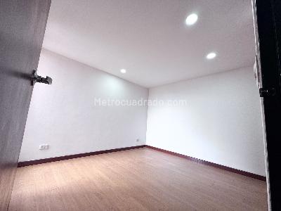 Apartamento de 3 alcobas en venta en Carlos Lleras Restrepo, Bogotá, 70 m² · foto 7 de 20