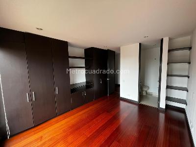 Apartamento de 2 alcobas en arriendo en Bella Suiza Alta, Bogotá, 101 m² · foto 13 de 15