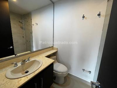 Apartamento de 2 alcobas en arriendo en Bella Suiza Alta, Bogotá, 101 m² · foto 15 de 15