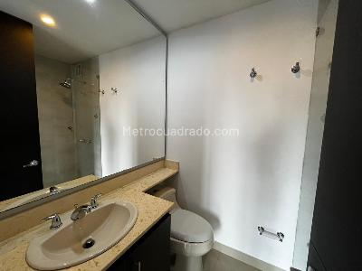 Apartamento de 2 alcobas en arriendo en Bella Suiza Alta, Bogotá, 101 m² · foto 6 de 15