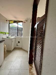 Apartamento en venta en Calvo Sur, Bogotá · foto 9 de 15