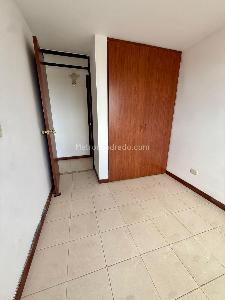 Apartamento en venta en Calvo Sur, Bogotá · foto 3 de 15