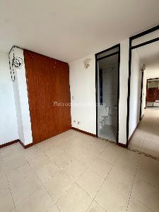 Apartamento en venta en Calvo Sur, Bogotá · foto 5 de 15