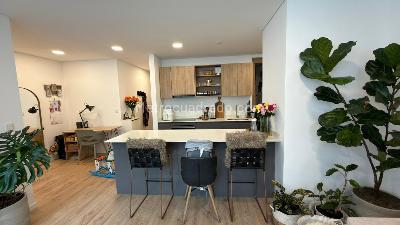 Apartamento en venta en Santa Barbara Oriental, Bogotá · foto 3 de 8