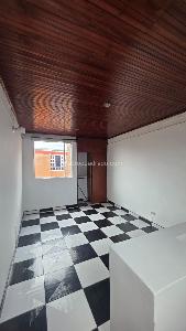 Casa de 3 alcobas en venta en Ismael Perdomo, Bogotá, 67 m² · foto 11 de 13
