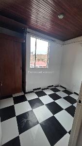 Casa de 3 alcobas en venta en Ismael Perdomo, Bogotá, 67 m² · foto 9 de 13